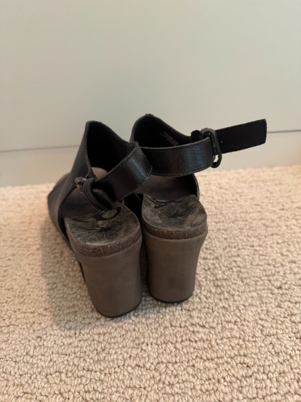 OTBT Jaunt Platform Wedge Sandals - Picture 8 of 11